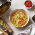 Recette la soupe aux choux maison, bol fumant aux choux
