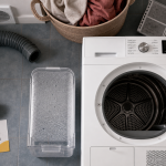 Sèche linge condensation ou évacuation différence : bac d’eau et gaine d’évacuation