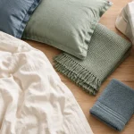Harmony linge de maison : linge lit bain terrasse en lin et coton, tons écru et bleu grisé